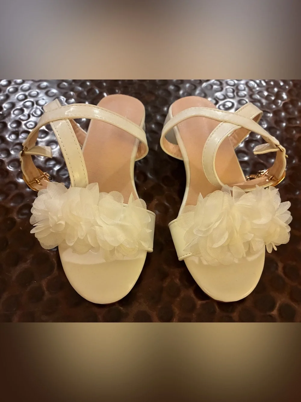 Girls Ivory Floral Ankle-Strap Sandals Size 12